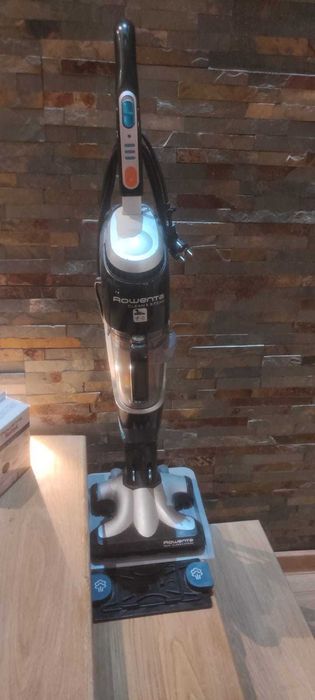 Vand aspirator si aparat de curatat cu abur Rowenta Clean & Steam