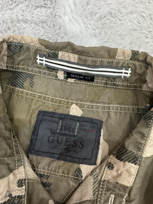 Мъжка риза GUESS . Размер L
