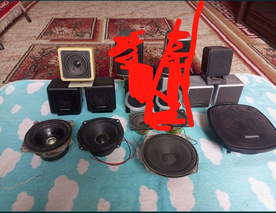 Продам microlab колонки.