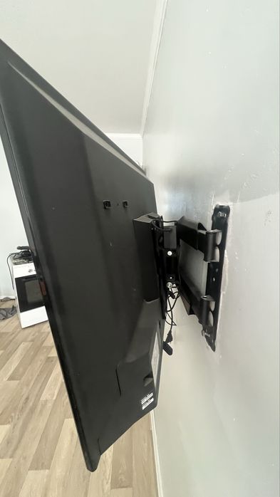 Продам Телевизор,цена 20000 тг