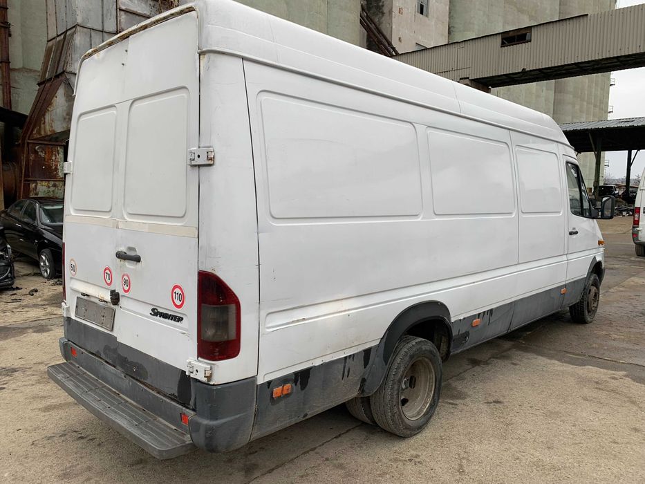 DEZMEMBREZ PIESE Mercedes SPRINTER 411 CDI 2.2 cdi 110 cp Punte Dubla 2001