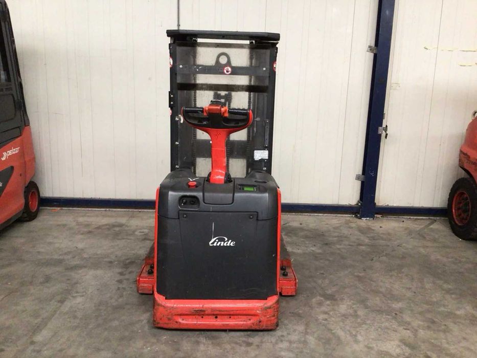 De vanzare stivuitor Linde L14AS Stacker 2015