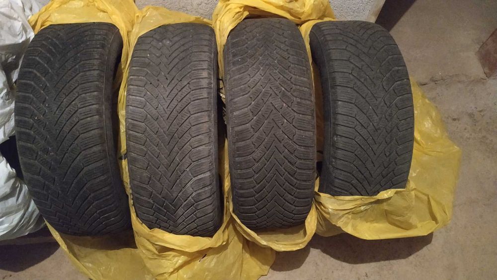 Зимни гуми 205 55 16 Continental