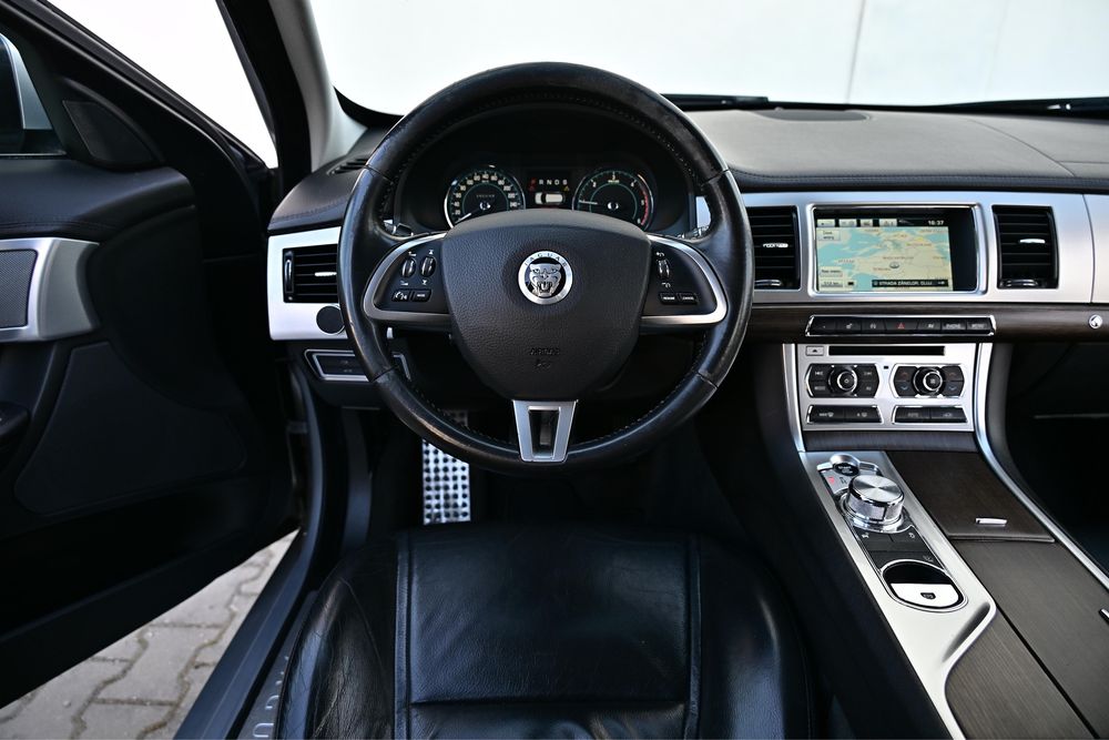 Jaguar XF 2013 / 2.2 Diesel  Sportbrake  / Rate Fixe-Finantare