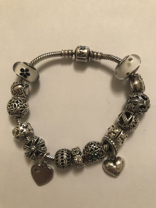 Bratara PANDORA din argint 925, originala cu 15 Charm-uri