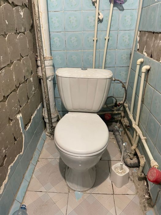 Унитаз   сатылады