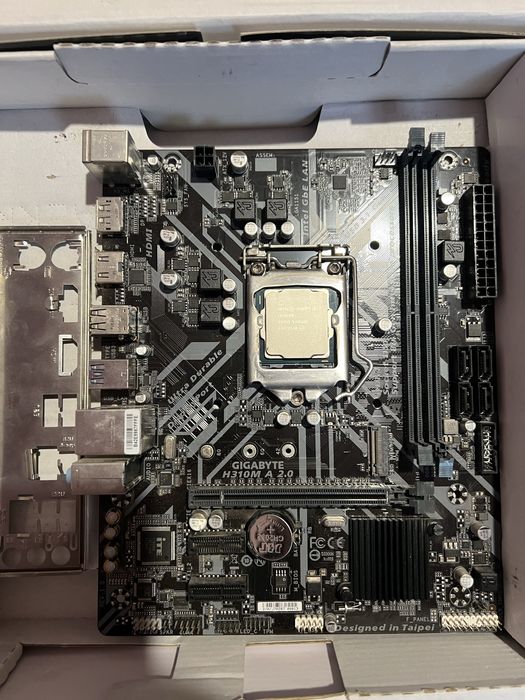 Kit placa baza gigabyte H310 m 2.0 + I3 8100