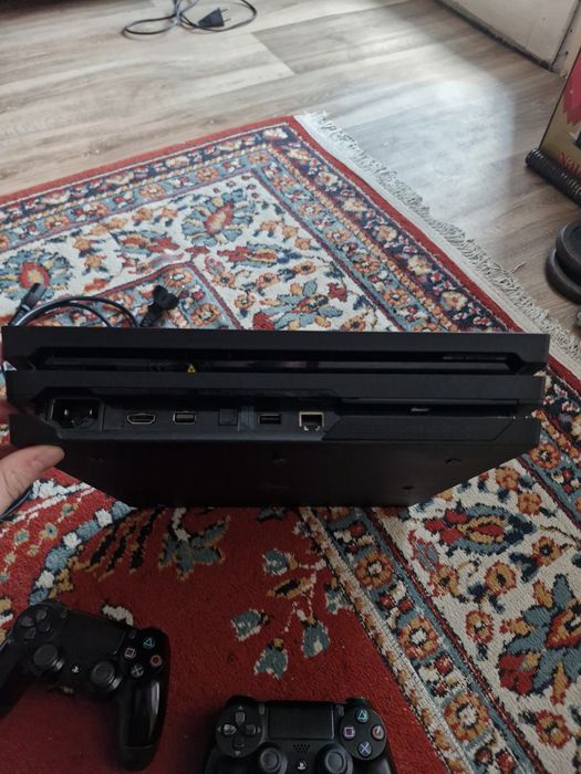 PlayStation 4Pro 1TB