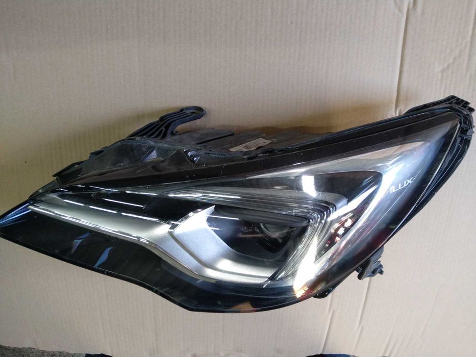 Фар ляв за OPEL ASTRA V 2020 FULL LED