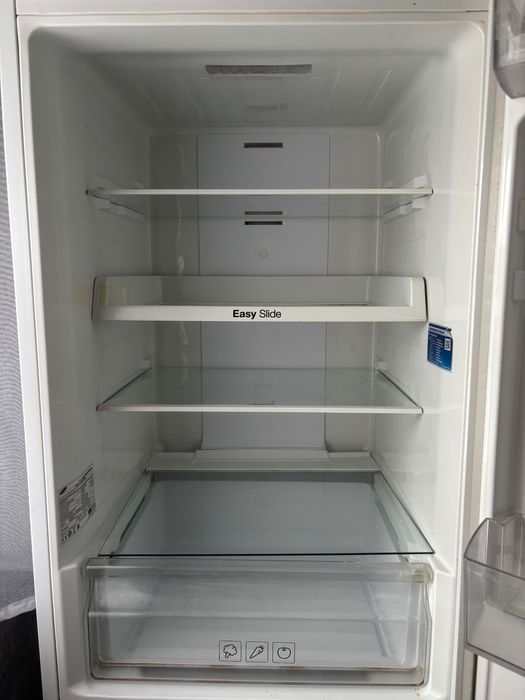 Холодильник Samsung б/у, без проблем