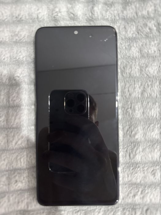 Продам два телефона