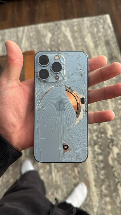 Vand iphone 13 pro 256 gb spate spart