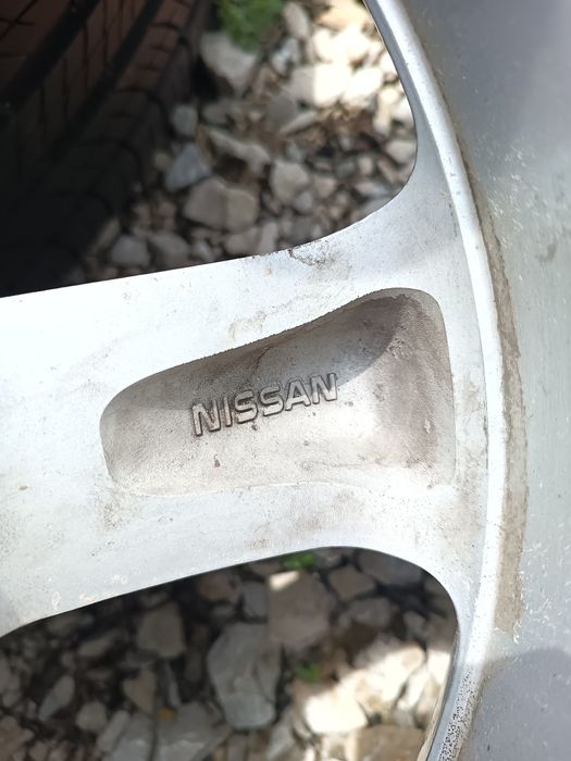 Nissan Navara , Pathfinder 17 цола