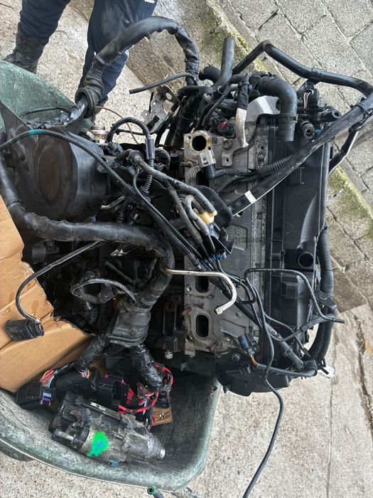 Motor audi a4 a5 a6 Q5 20 tdi cglc 180 mii km turbina injectie