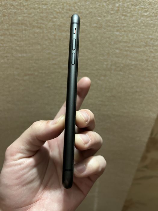 Iphone 11 128 taliy holati yahshi 160$