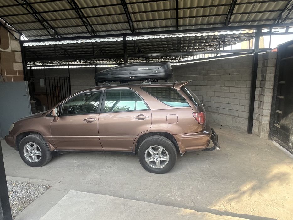 Продам машину в хорошем состояние