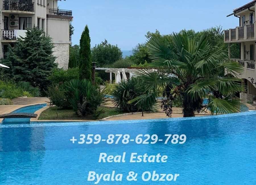 Обзаведен двустаен апартамент на първа линия в гр.Обзор