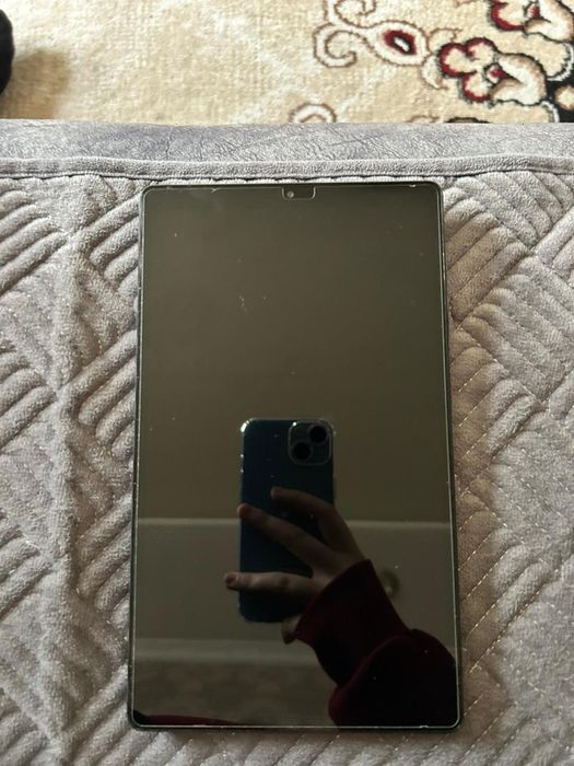 Планшет Samsung.