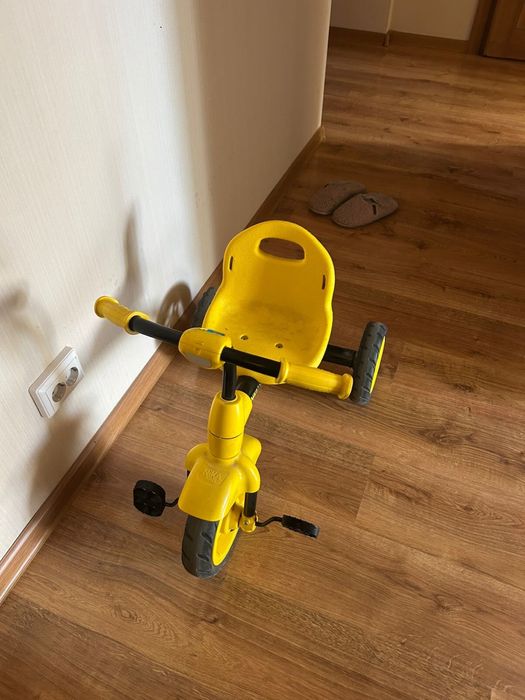 Продам трехколесный велосипед