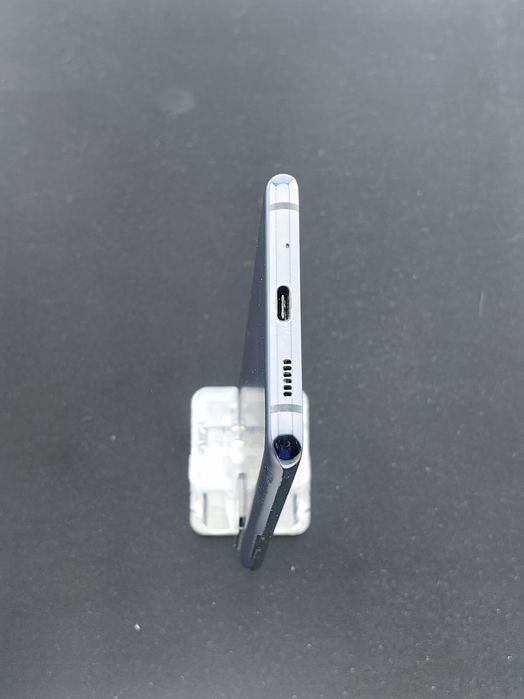 Samsung Galaxy S20 FE  128 GB ID-aie579