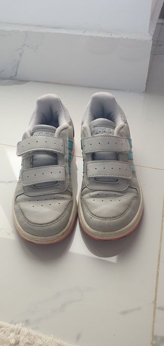 Vand Adidași Adidas marimea 29-17.5cm interior