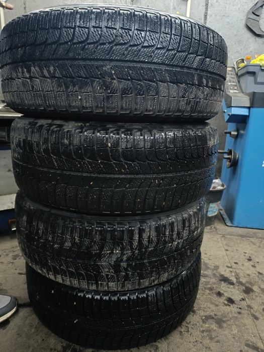 Продам комплект 225 60 R 17