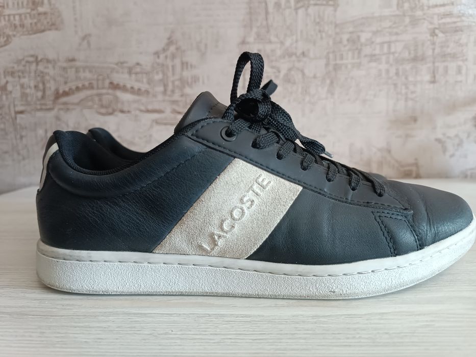 Оригинальные кроссы Lacoste