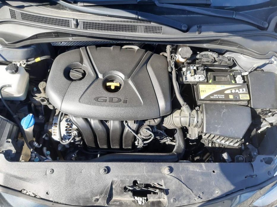 Хюндай Й40 2.0 GDI 177к.с. на части