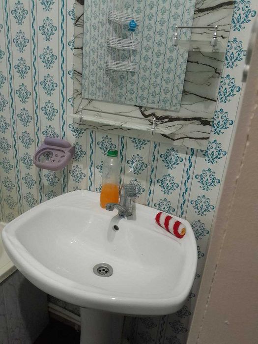 Сдаётся 2х квартира на 4 этаж орр 5-МИКР