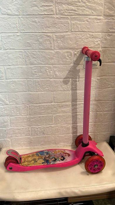 самокат   в отличном состоянии