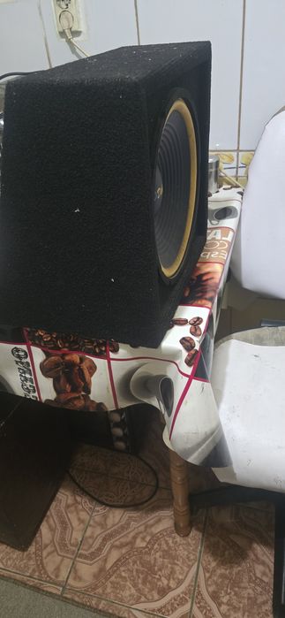 Stații si boxe de vânzare