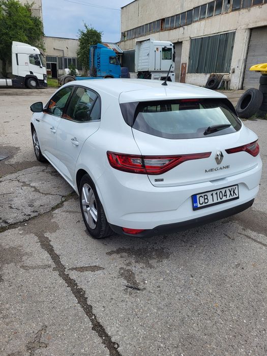 Продавам Рено МЕГАН 2020г 1,5 дци НАВИГАЦИЯ