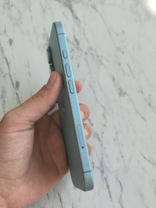 Vand iPhone 16 recarosare(piese)