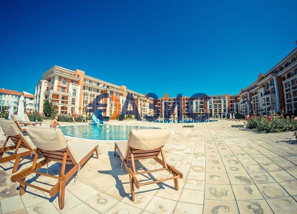 Продава се Четиристаен апартамент в Свети Влас - 143 кв.м за 1020 €/кв.м - Снимка #11
