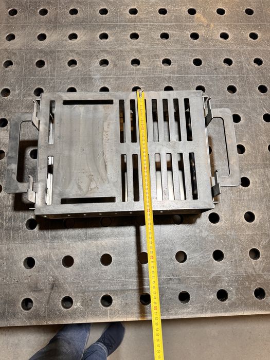 Gratar portabil, demontabil/modular 40x30 cm din otel de 3mm si plita otel 4mm