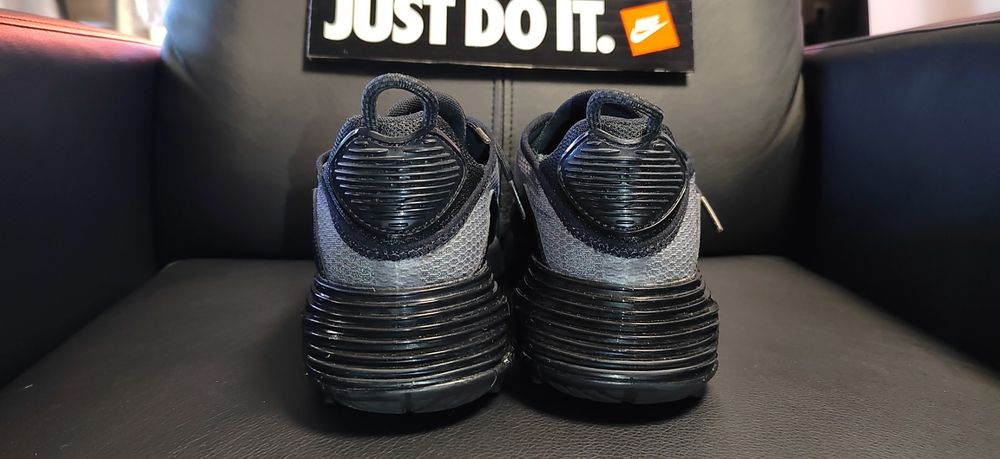 Nike Air Max 2090, номер 39