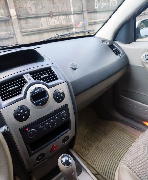 Vand renault megane 2 1.6 benzina