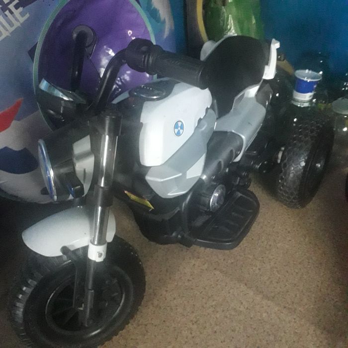 Продам детский велосипед и мотоцикл
