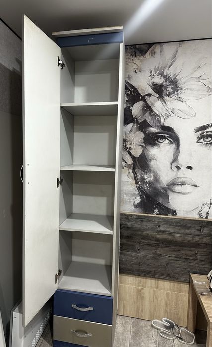 Продам пинал шкаф!!!