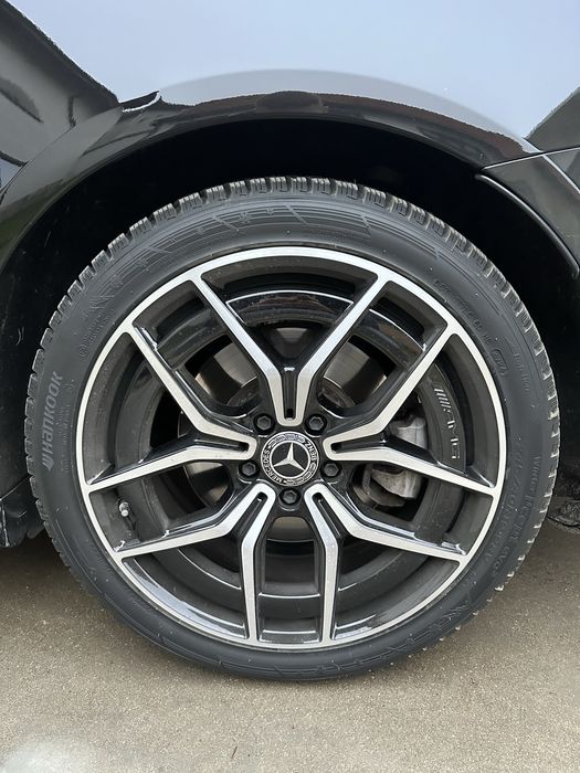 Оригинални джанти със зимни гуми 19 цола E class