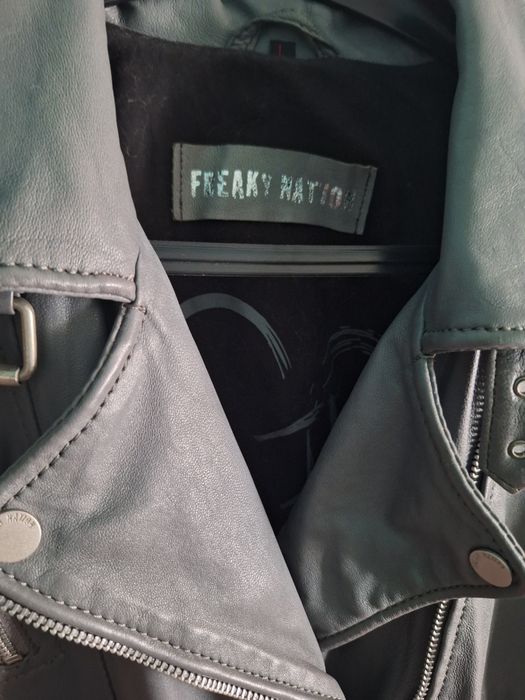 Geaca de piele naturala Freaky Nation, state ca noua