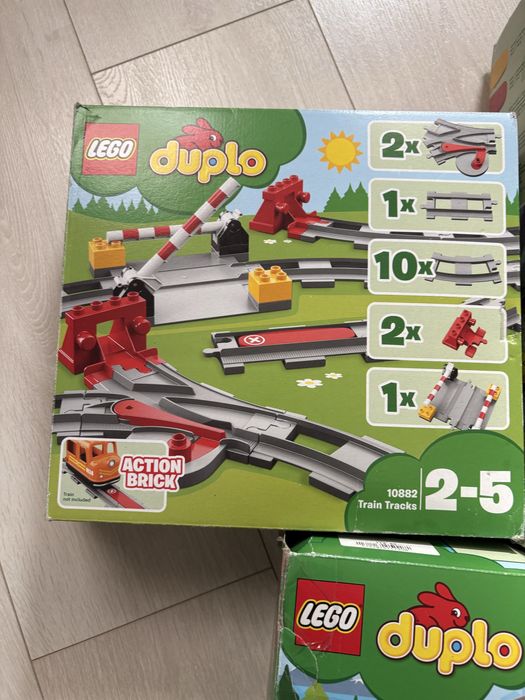 Set 3 cutii Lego Duplo: tren / gara, pod, extensii sine