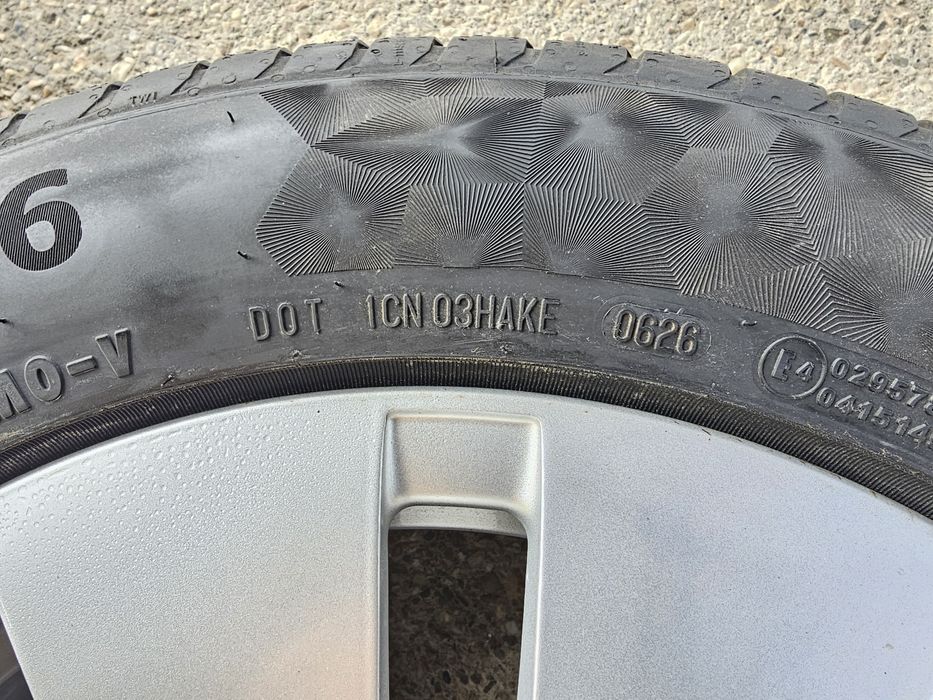 Jante Mercedes 17 "prinderea la prezoane 5X112  , cu anvelope Noi Continental 235/55/17 DOT 2026