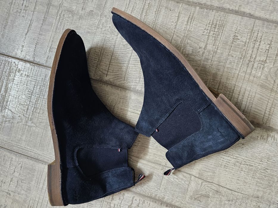 Tommy Hilfinger mărimea 44