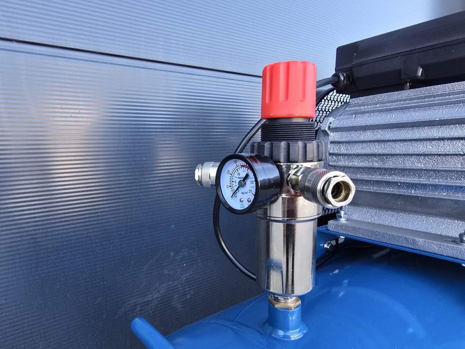 Компресор за въздух 150 L – 4 HP / 3 kW – 12.5 bar