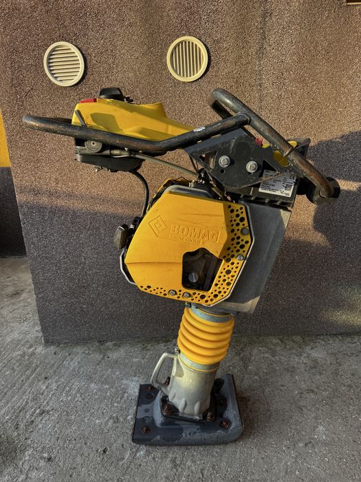 Mai compactor Bomag BT 60 58kg 3,8cai