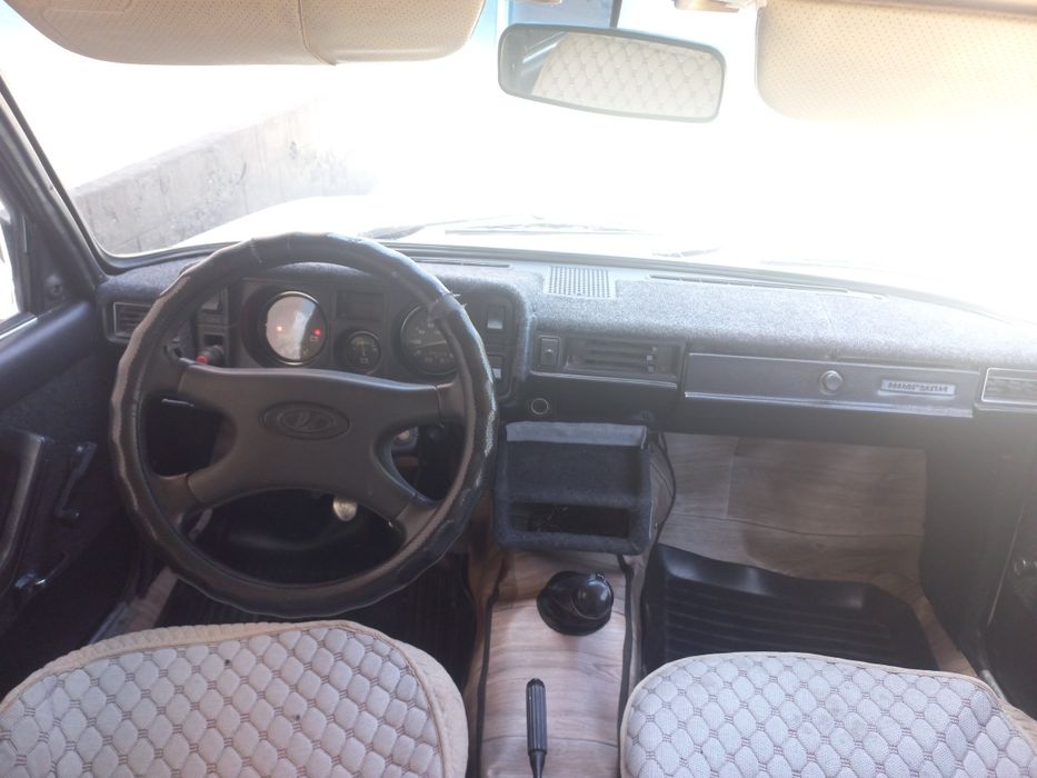 Машина ваз лада 2105