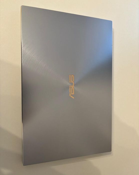 URGENT! Laptop ASUS UM431DA AMD® Ryzen 7 3700U 14", Full HD, 16GB, 512GB SSD