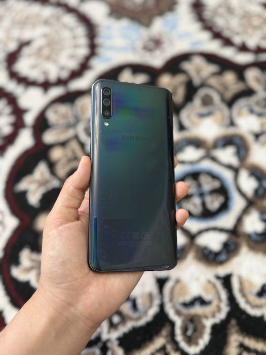 Срочно Продам Самсунг А50