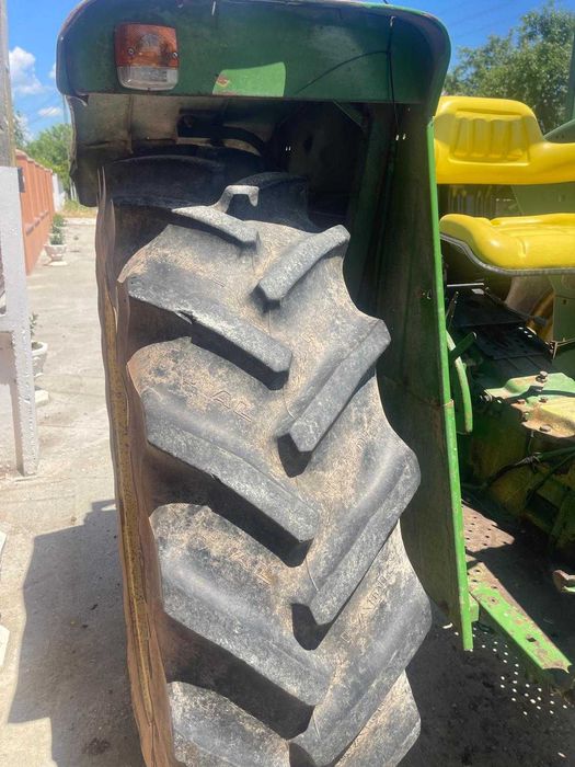Tractor John Deere